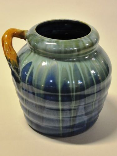 Remued Vase | Period: 1933-56 | Make: Remued (Preston Premier Pottery) | Material: Pottery