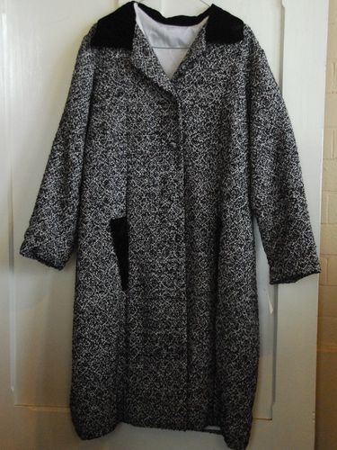 Long Winter Coat | Period: 1950s | Make: Handmade | Material: Wool and velvet trim (lined)