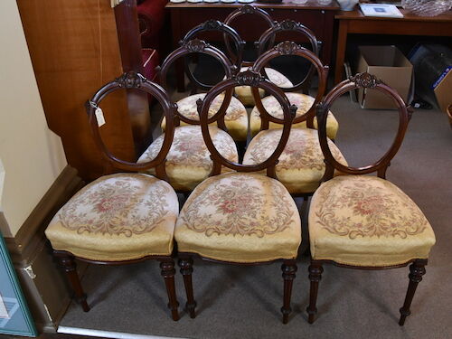 Set Balloon back Chairs | Period: Victorian 1860 | Material: Walnut